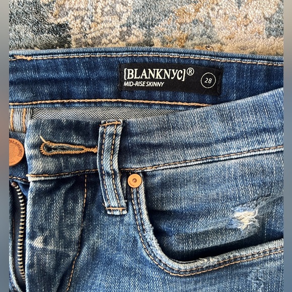 BLANK NYC mid-rise skinny jeans - Picture 3 of 3